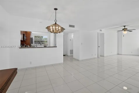 1931 Sabal Palm Drive Davie FL 33324