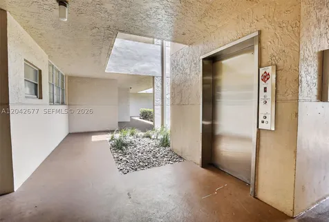 1931 Sabal Palm Drive Davie FL 33324