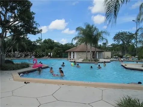 6854 SW 114th Place Miami FL 33173