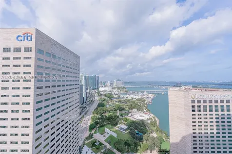 325 S Biscayne Boulevard Miami FL 33131