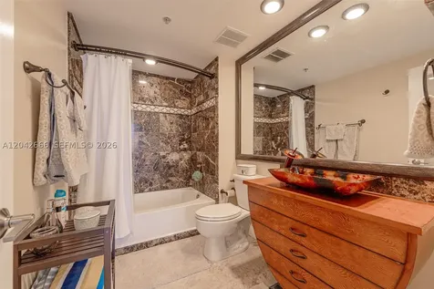325 S Biscayne Boulevard Miami FL 33131