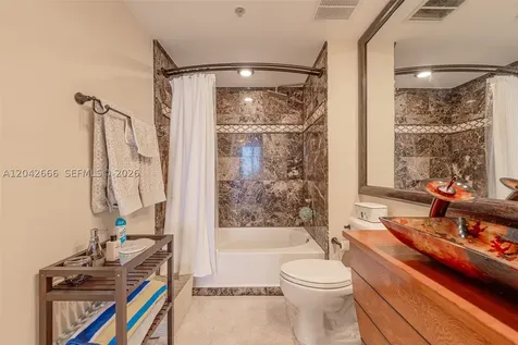 325 S Biscayne Boulevard Miami FL 33131