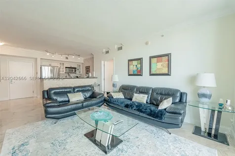 325 S Biscayne Boulevard Miami FL 33131