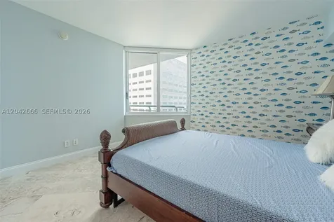 325 S Biscayne Boulevard Miami FL 33131