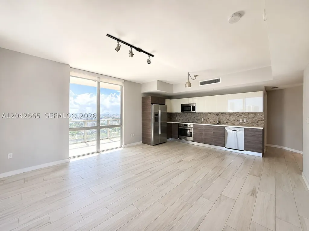 1010 SW 2nd Avenue Miami FL 33130