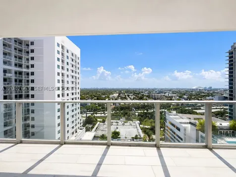 1010 SW 2nd Avenue Miami FL 33130