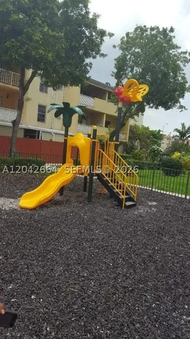1725 W 60th Street Hialeah FL 33012