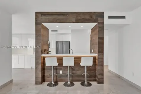 4201 Collins Avenue Miami Beach FL 33140