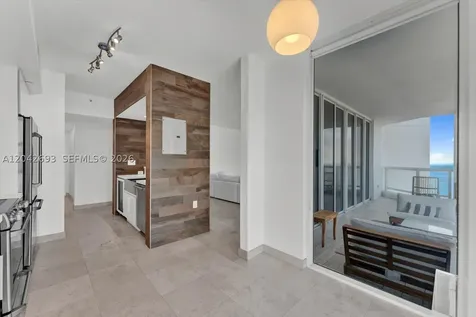 4201 Collins Avenue Miami Beach FL 33140