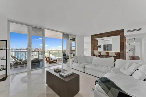 4201 Collins Avenue Miami Beach FL 33140