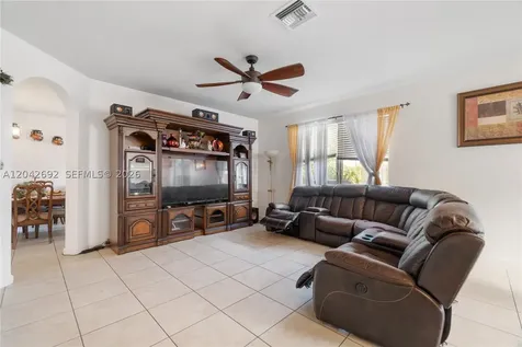 3379 NE 1st Street Homestead FL 33033