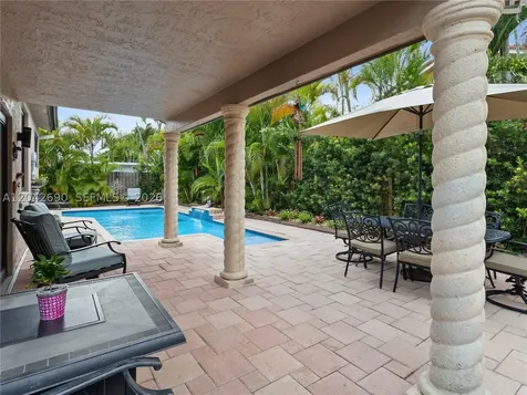 15480 SW 148th Street Miami FL 33196