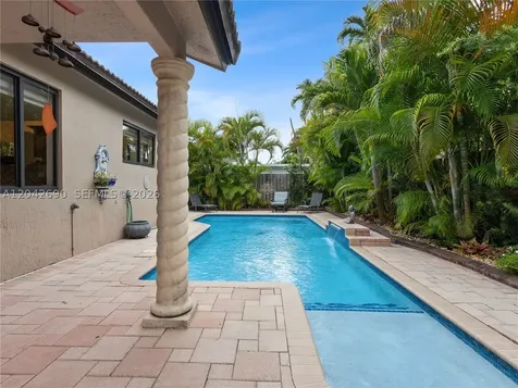 15480 SW 148th Street Miami FL 33196