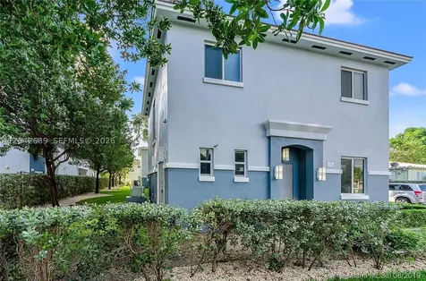 2732 SW 26 Street Miami FL 33133