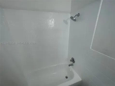 1717 NW 16th Street Miami FL 33125