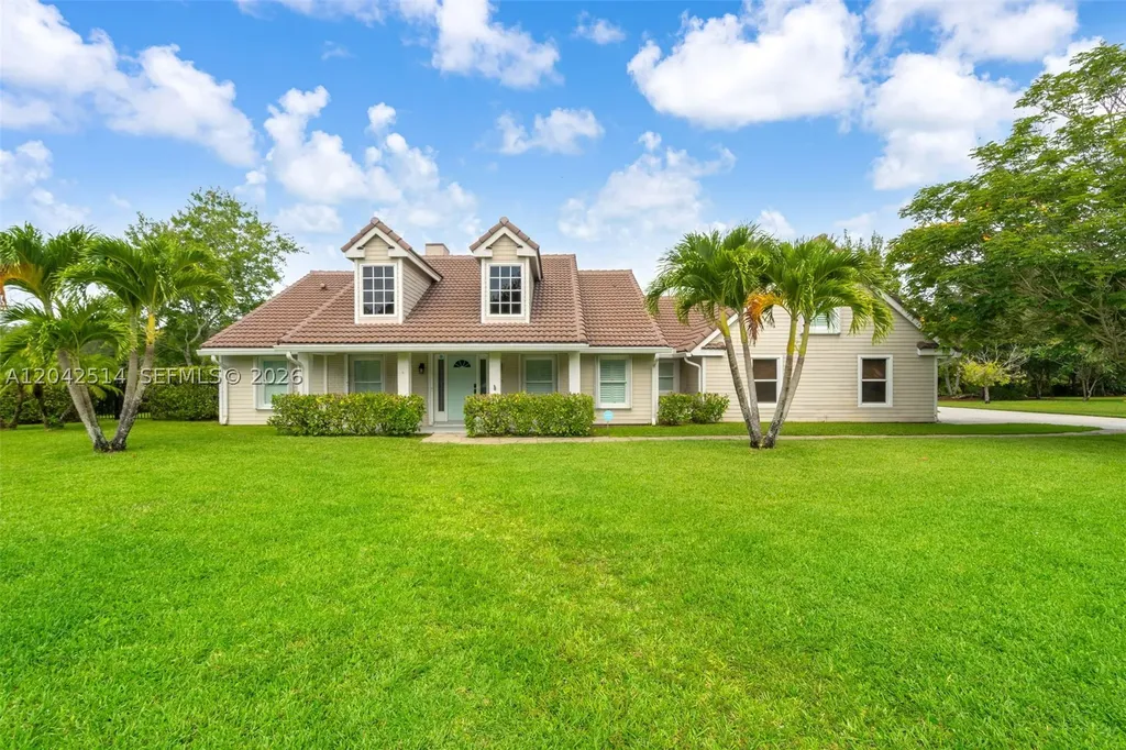5703 Lago Del Sol Drive Lake Worth FL 33449