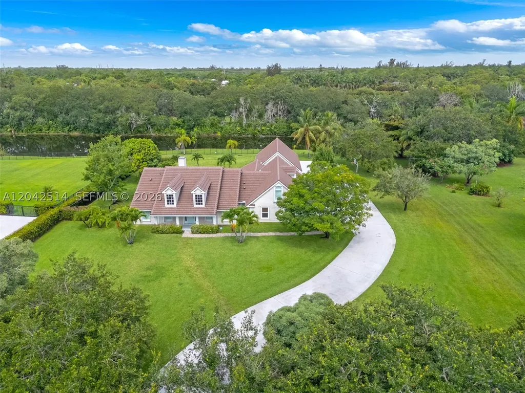 5703 Lago Del Sol Drive Lake Worth FL 33449