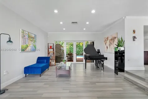 1900 NE 210th Street Miami FL 33179