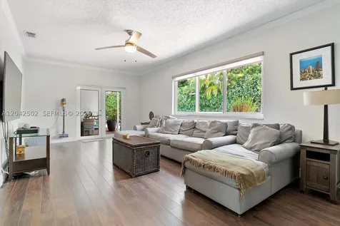 1900 NE 210th Street Miami FL 33179