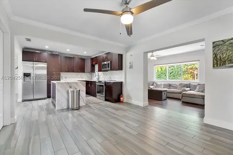 1900 NE 210th Street Miami FL 33179