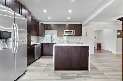 1900 NE 210th Street Miami FL 33179