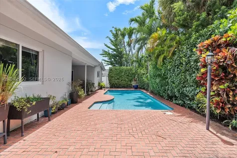 1900 NE 210th Street Miami FL 33179