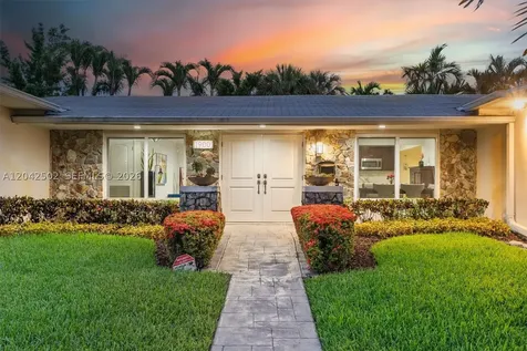 1900 NE 210th Street Miami FL 33179