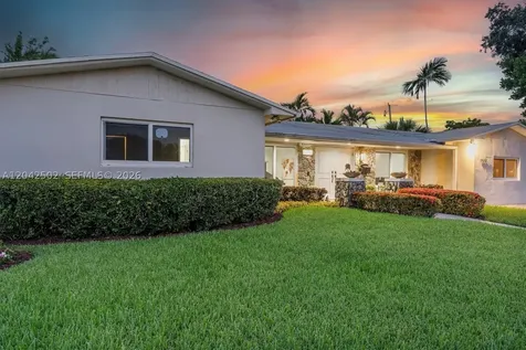 1900 NE 210th Street Miami FL 33179