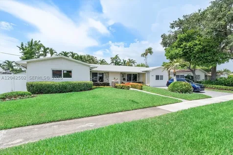 1900 NE 210th Street Miami FL 33179