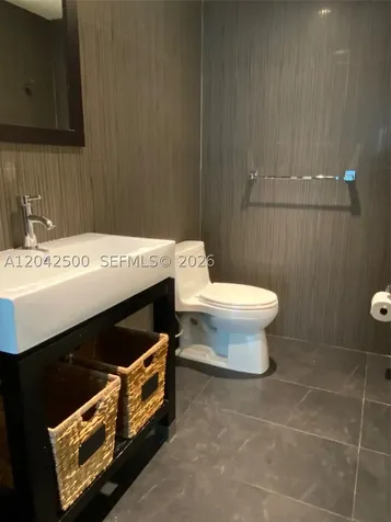 690 SW 1st Court Miami FL 33130