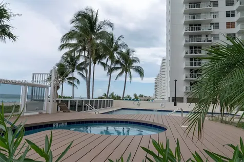 5757 Collins Avenue Miami Beach FL 33140