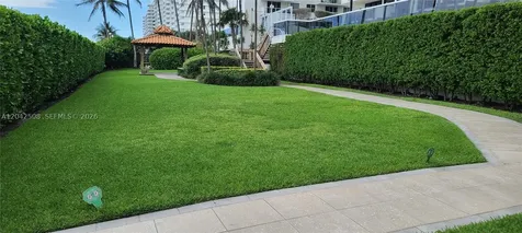 5757 Collins Avenue Miami Beach FL 33140