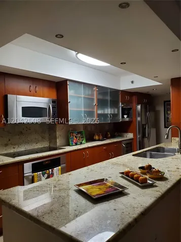 5757 Collins Avenue Miami Beach FL 33140