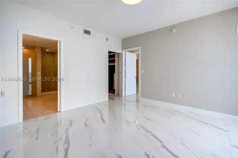 488 NE 18th Street Miami FL 33132