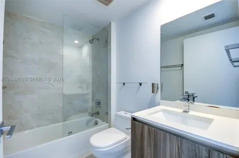 488 NE 18th Street Miami FL 33132
