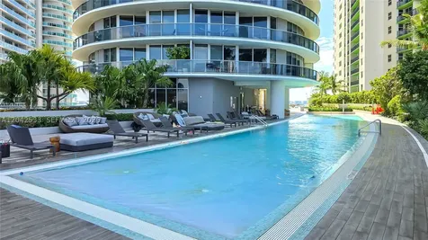 488 NE 18th Street Miami FL 33132
