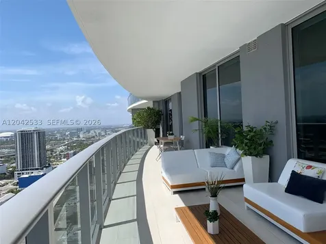 488 NE 18th Street Miami FL 33132