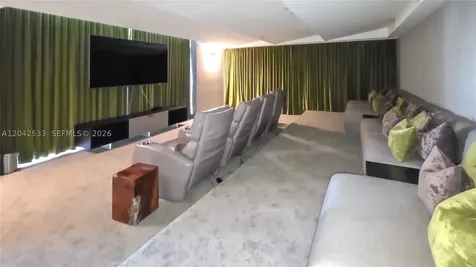 488 NE 18th Street Miami FL 33132
