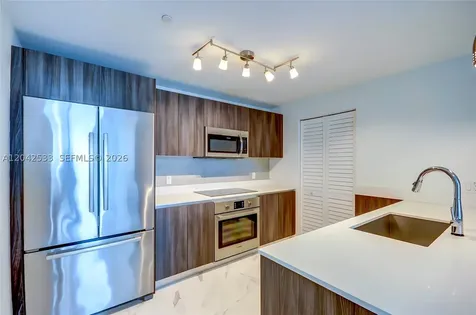 488 NE 18th Street Miami FL 33132