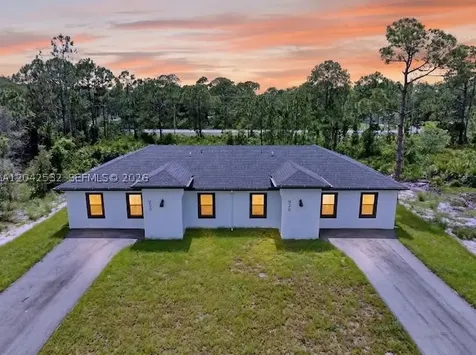 928-930 Hepburn Avenue Lehigh Acres FL 33974