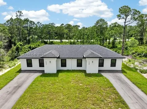 928-930 Hepburn Avenue Lehigh Acres FL 33974