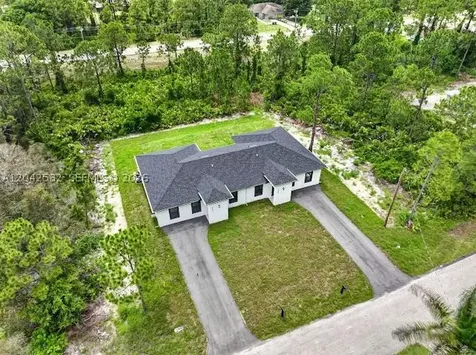 928-930 Hepburn Avenue Lehigh Acres FL 33974