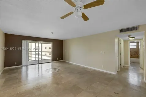 321 SE 3rd Street Dania Beach FL 33004