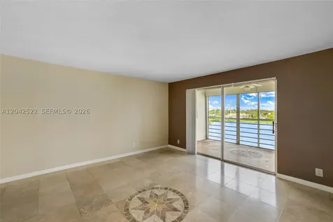 321 SE 3rd Street Dania Beach FL 33004