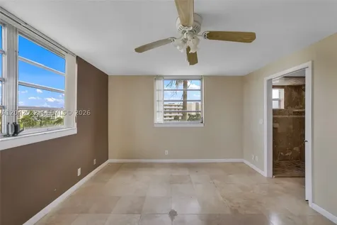 321 SE 3rd Street Dania Beach FL 33004