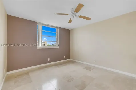 321 SE 3rd Street Dania Beach FL 33004