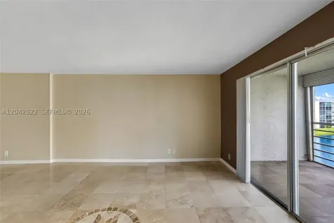 321 SE 3rd Street Dania Beach FL 33004
