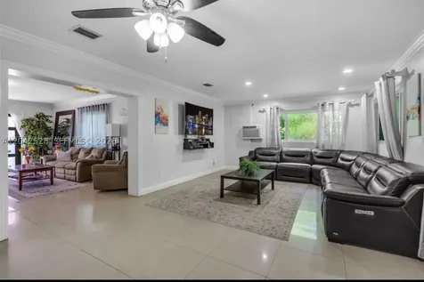 3135 SW 80th Avenue Miami FL 33155