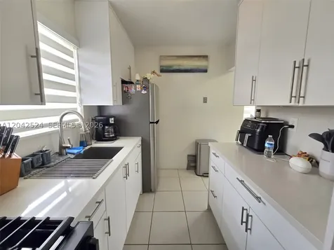 1265 W 24th Street Hialeah FL 33010