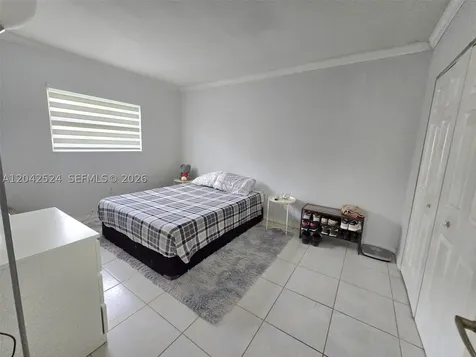 1265 W 24th Street Hialeah FL 33010